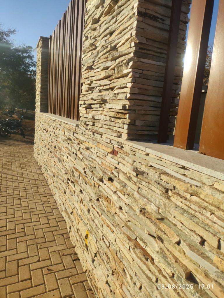 Pedra de Pirenópolis Filete Rústico — foto 09